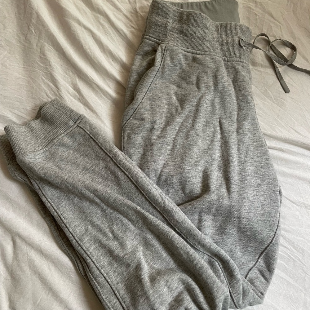Lululemon scuba joggers